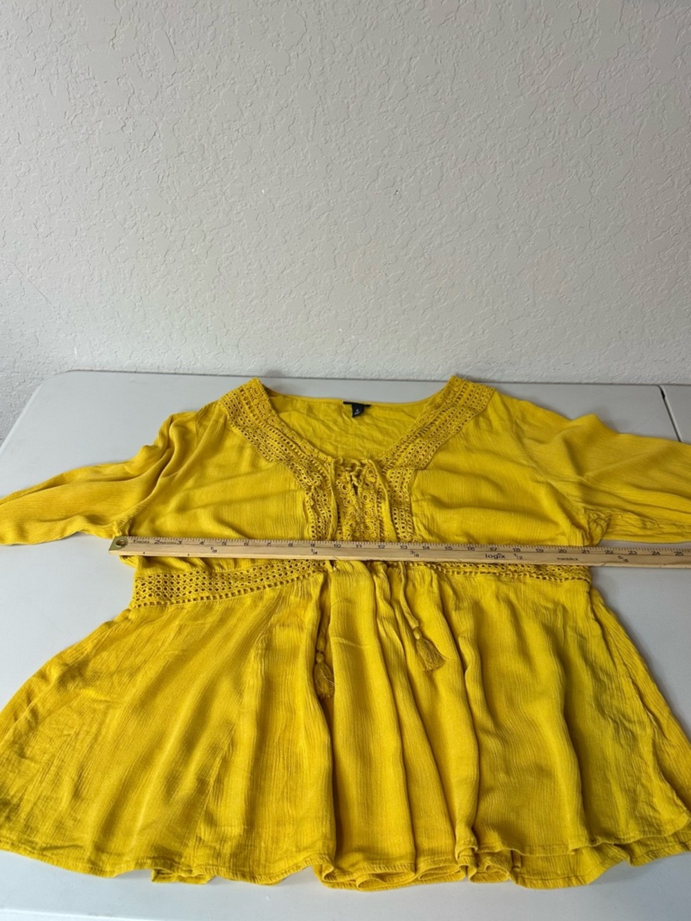 Torrid Lace Up Classic Babydoll Yellow Crinkle Gauze Boho Crochet Blouse Size 2X - Picture 8 of 10